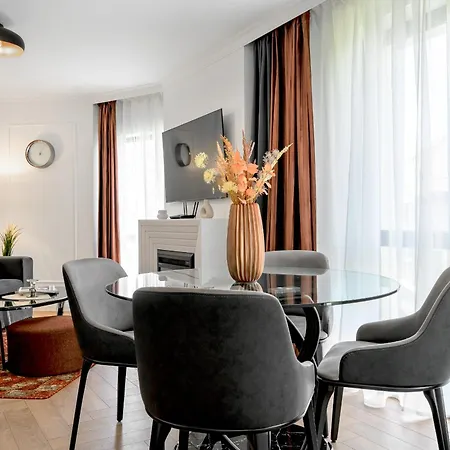 Nobel Apartment